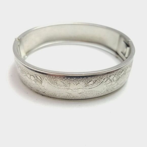 Vintage Floral Pattern Silve Tone HInged Bangle Bracelet, Stacking, Estate - Picture 2 of 8